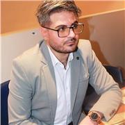 je cherche un proffesseur d'allmands pour approfondir mes connaissances